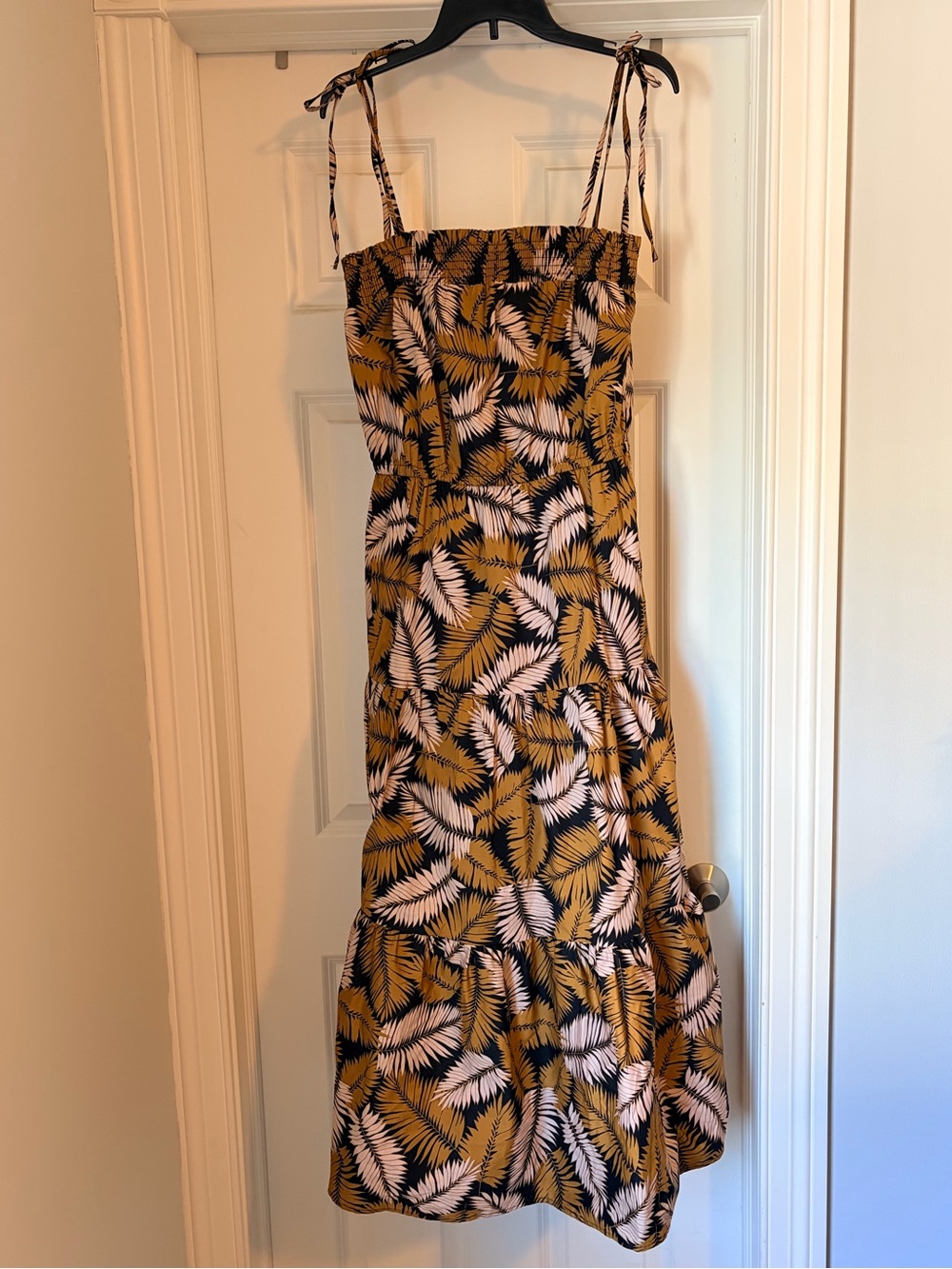 NWOT Lost + Wander Nightfall Palm Maxi Dress